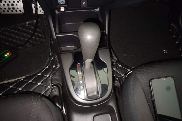Used Honda Fit 2018 1.5L CVT Comfort Version Gear Lever