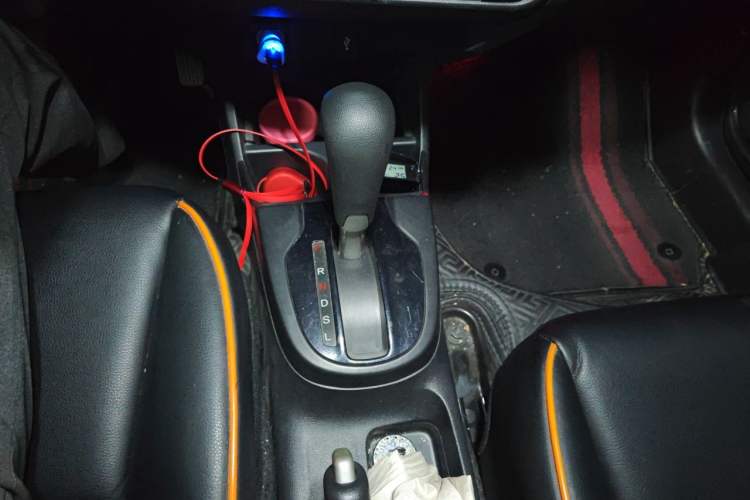 Used Honda Fit 2018 1.5L CVT Comfort Sunroof Version Gear Lever