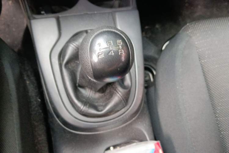 Used Honda Fit 2018 1.5L Manual Comfort Version Gear Lever