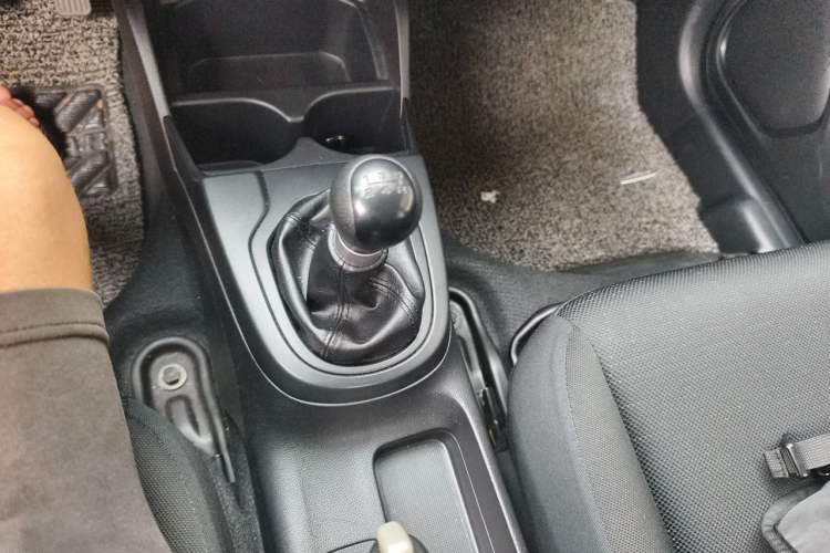 Used Honda Fit 2018 1.5L Manual Comfort Version Gear Lever