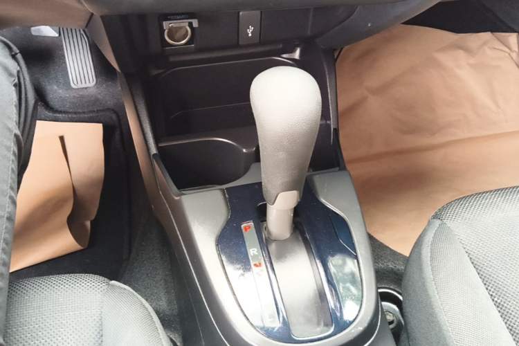 Used Honda Fit 2018 1.5L CVT Comfort Version Gear Lever