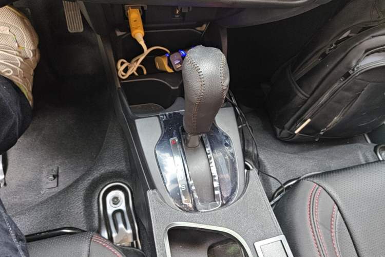 Used Honda Fit 2018 1.5L CVT Comfort Version Gear Lever