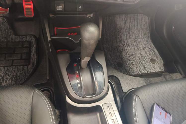Used Honda Fit 2018 1.5L CVT Comfort Version Gear Lever