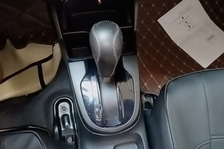 Used Honda Fit 2018 1.5L CVT Comfort Version Gear Lever