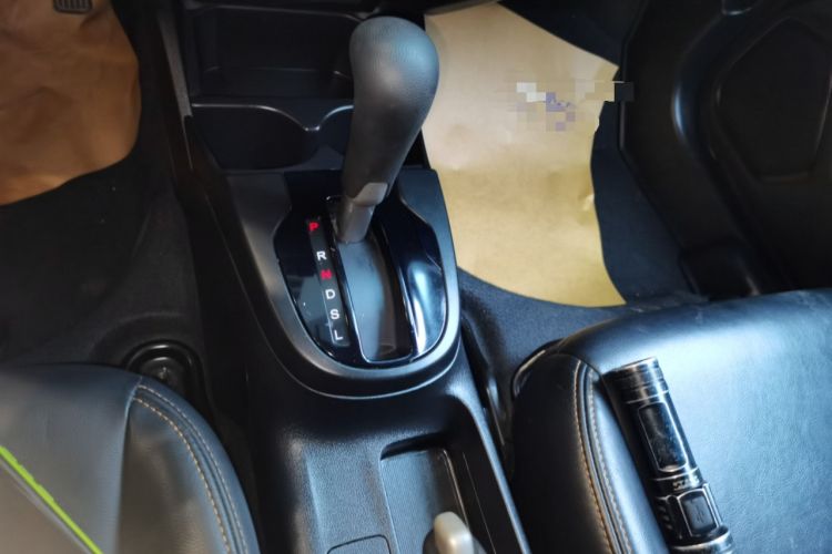 Used Honda Fit 2018 1.5L CVT Comfort Version Gear Lever
