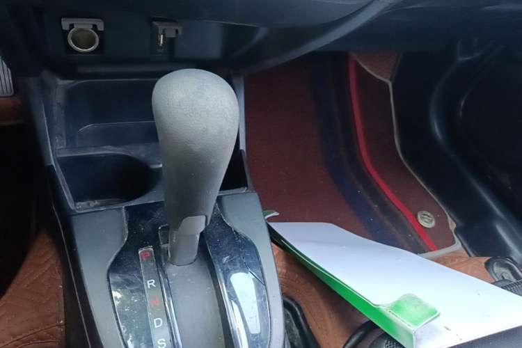 Used Honda Fit 2018 1.5L CVT Comfort Version Gear Lever