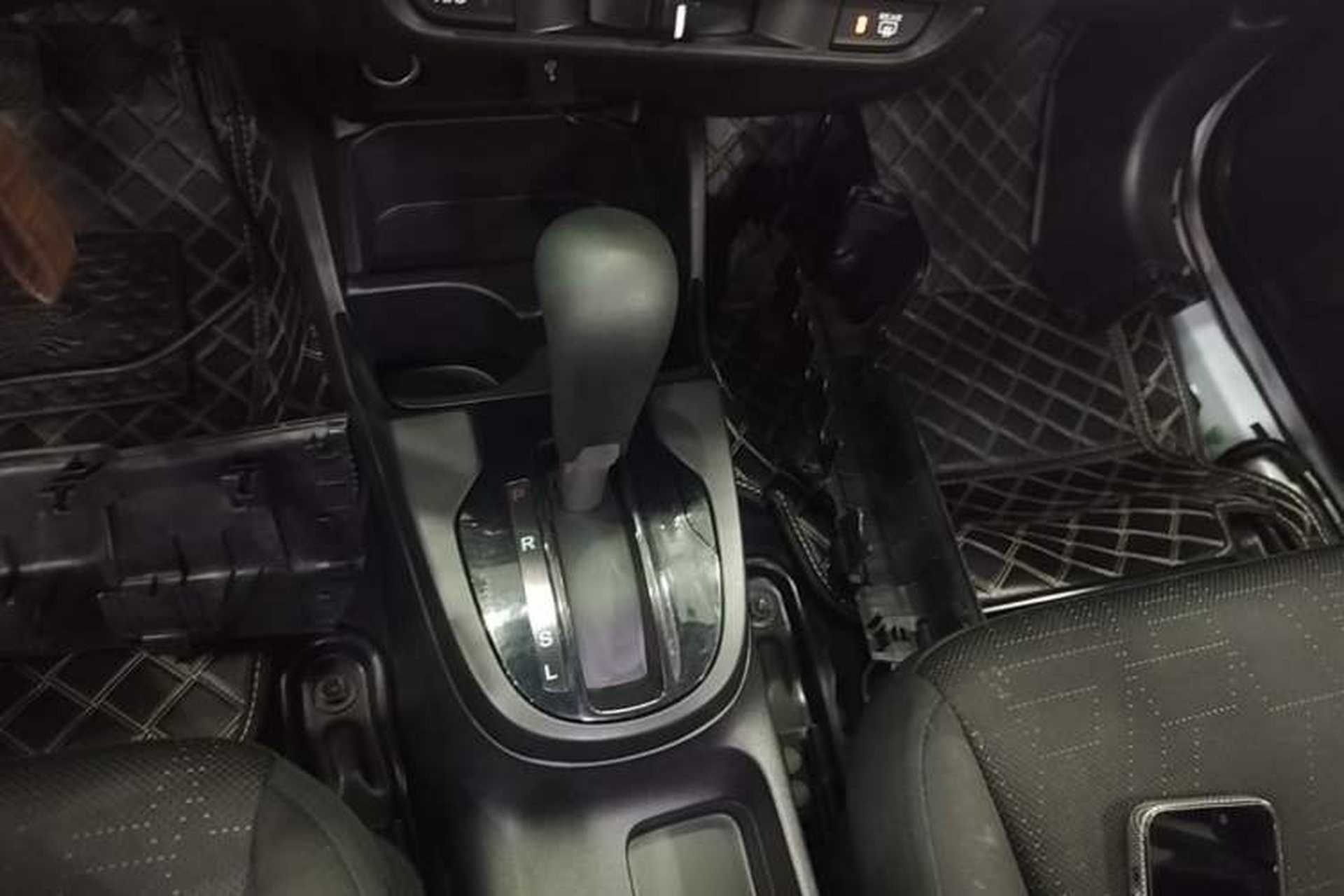 Used Honda Fit 2018 1.5L CVT Comfort Version Gear Lever