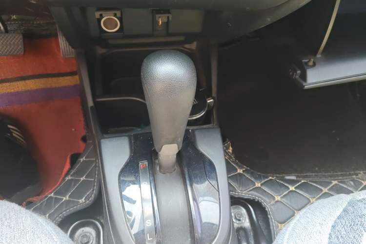 Used Honda Fit 2018 1.5L CVT Comfort Version Gear Lever