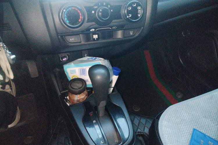 Used Honda Fit 2018 1.5L CVT Comfort Version Gear Lever