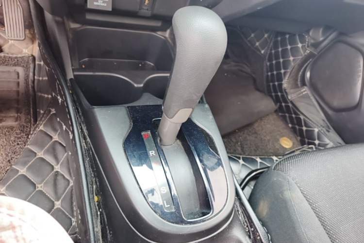 Used Honda Fit 2018 1.5L CVT Comfort Version Gear Lever