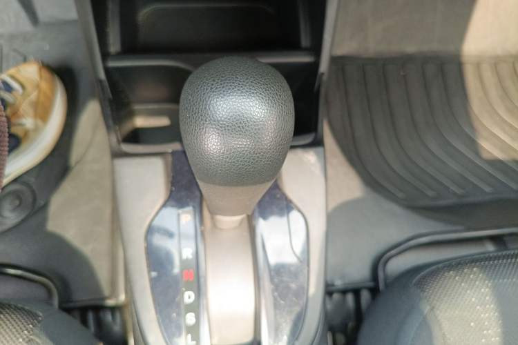 Used Honda Fit 2018 1.5L CVT Comfort Sunroof Version Gear Lever
