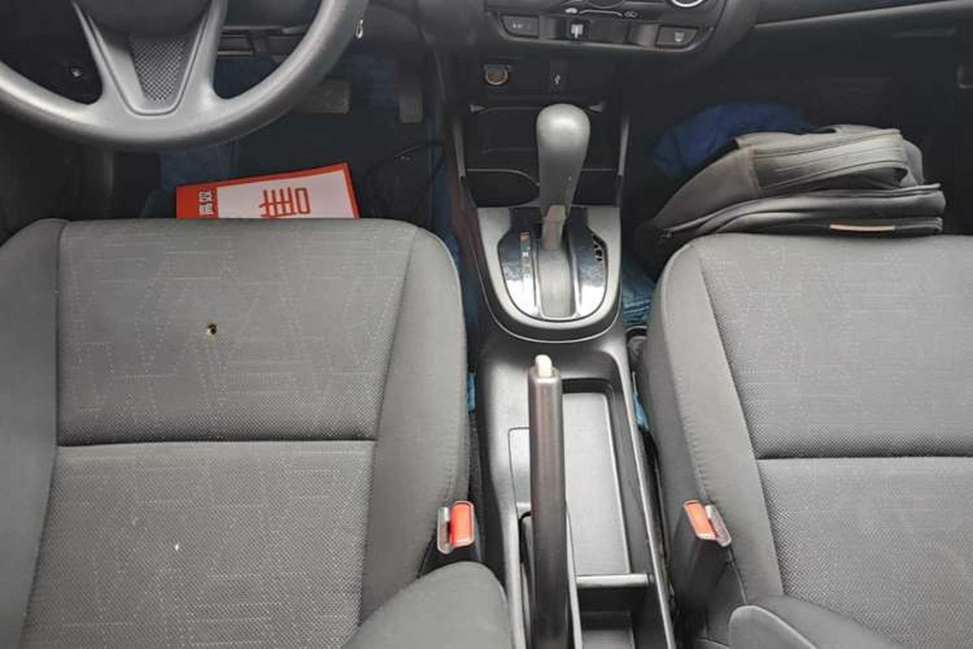 Used Honda Fit 2018 1.5L CVT Comfort Version Gear Lever