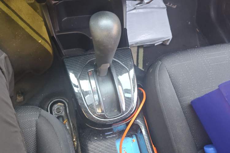 Used Honda Fit 2018 1.5L CVT Comfort Version Gear Lever