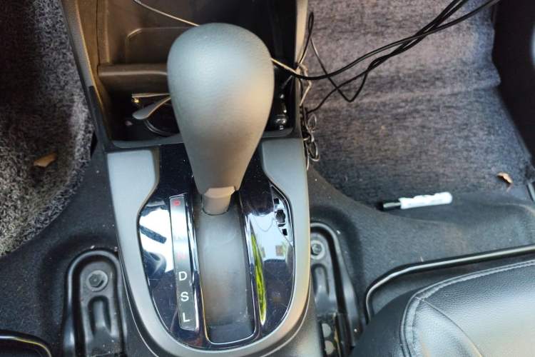 Used Honda Fit 2018 1.5L CVT Comfort Version Gear Lever