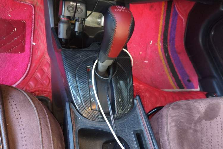 Used Honda Fit 2018 1.5L CVT Comfort Sunroof Version Gear Lever