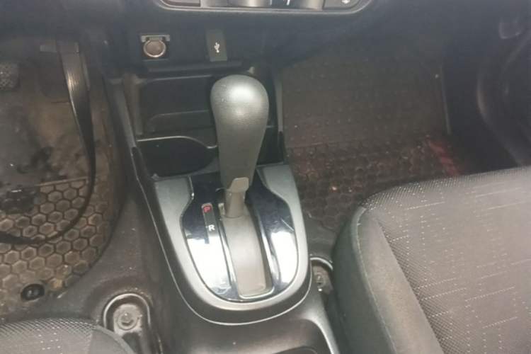 Used Honda Fit 2018 1.5L CVT Comfort Version Gear Lever
