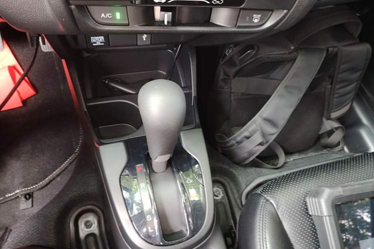 Used Honda Fit 2018 1.5L CVT Comfort Version Gear Lever