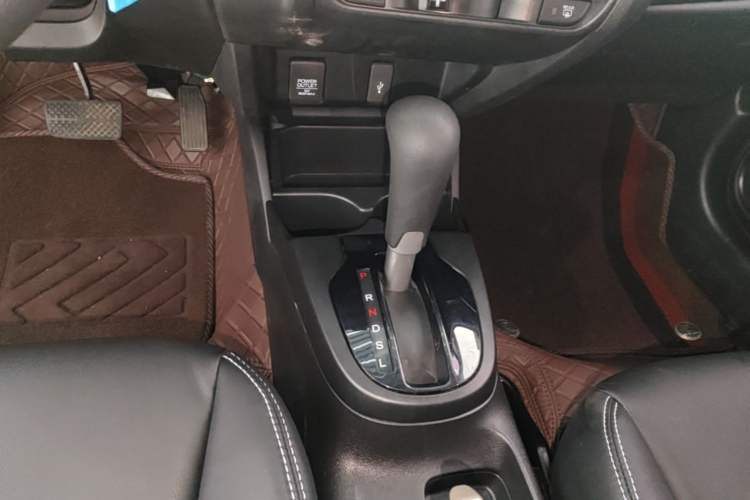 Used Honda Fit 2018 1.5L CVT Comfort Version Gear Lever