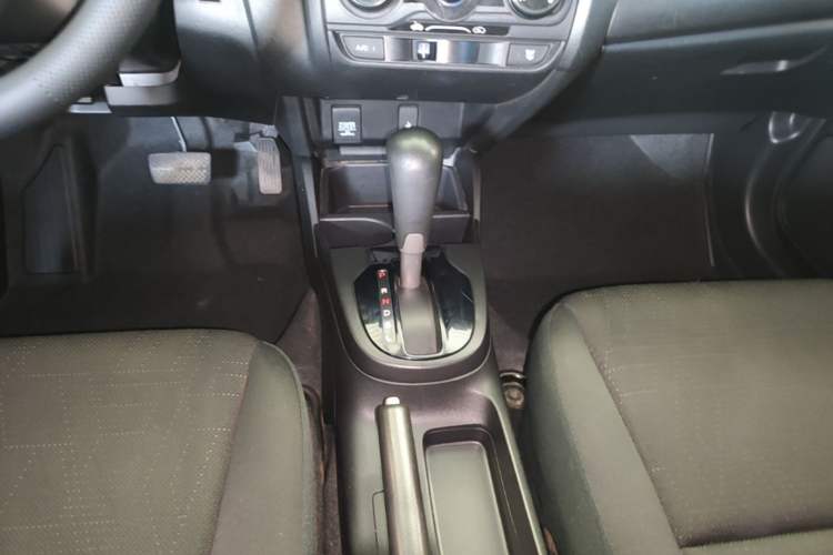 Used Honda Fit 2018 1.5L CVT Comfort Version Gear Lever