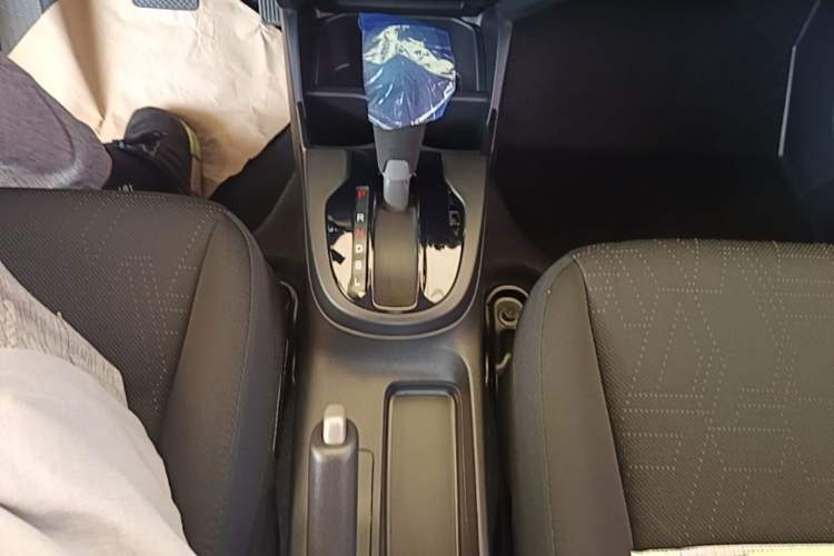 Used Honda Fit 2018 1.5L CVT Comfort Sunroof Version Gear Lever