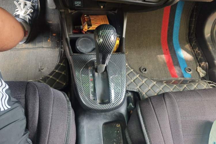 Used Honda Fit 2018 1.5L CVT Comfort Sunroof Version Gear Lever