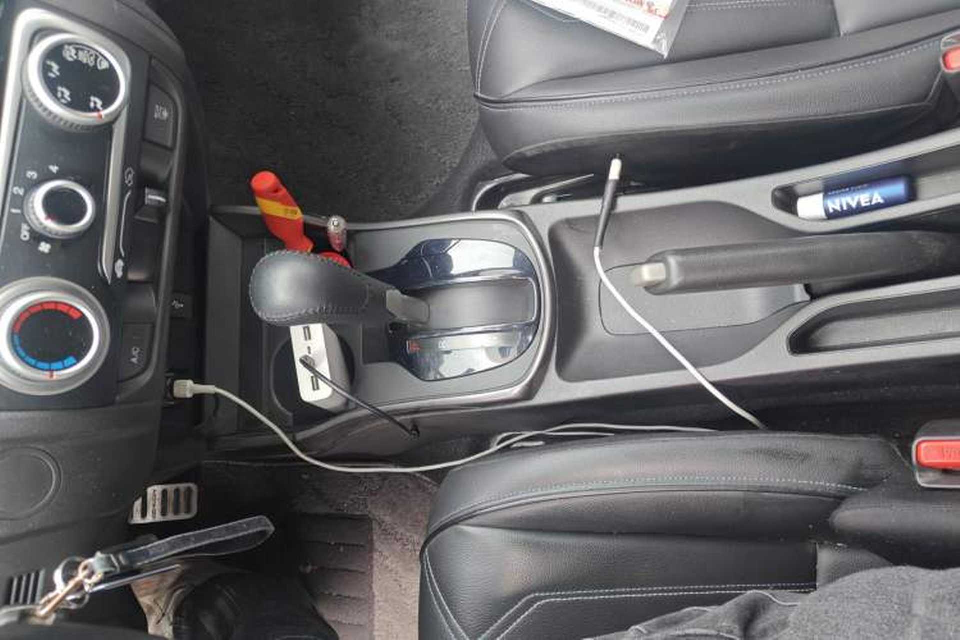 Used Honda Fit 2018 1.5L CVT Trendy Run+ Edition Gear Lever