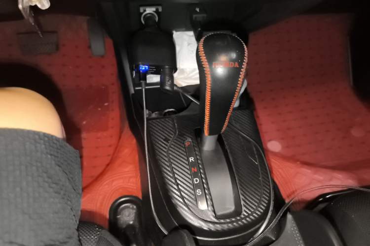 Used Honda Fit 2018 1.5L CVT Comfort Sunroof Version Gear Lever