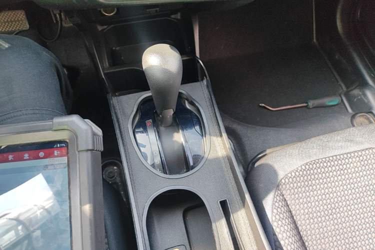 Used Honda Fit 2018 1.5L CVT Comfort Sunroof Version Gear Lever