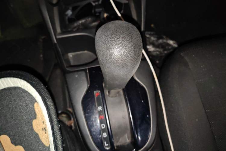Used Honda Fit 2018 1.5L CVT Comfort Sunroof Version Gear Lever