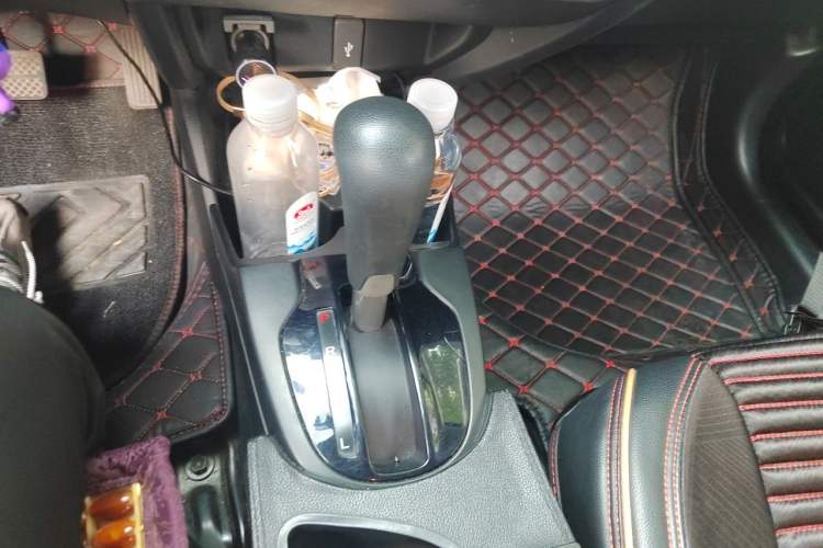 Used Honda Fit 2018 1.5L CVT Comfort Version Gear Lever