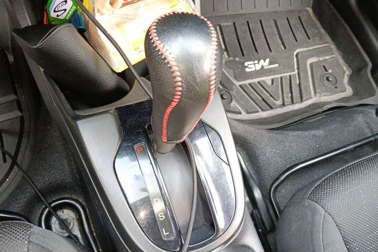 Used Honda Fit 2018 1.5L CVT Comfort Version Gear Lever