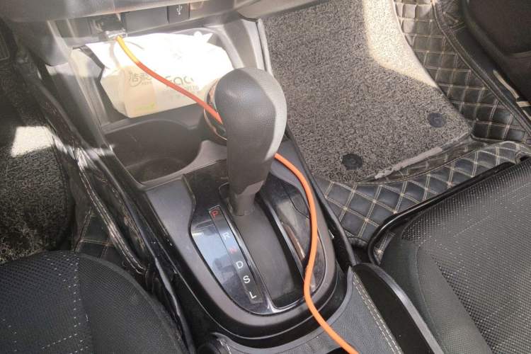 Used Honda Fit 2018 1.5L CVT Comfort Sunroof Version Gear Lever