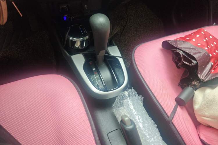 Used Honda Fit 2018 1.5L CVT Trendy Sports Edition Gear Lever