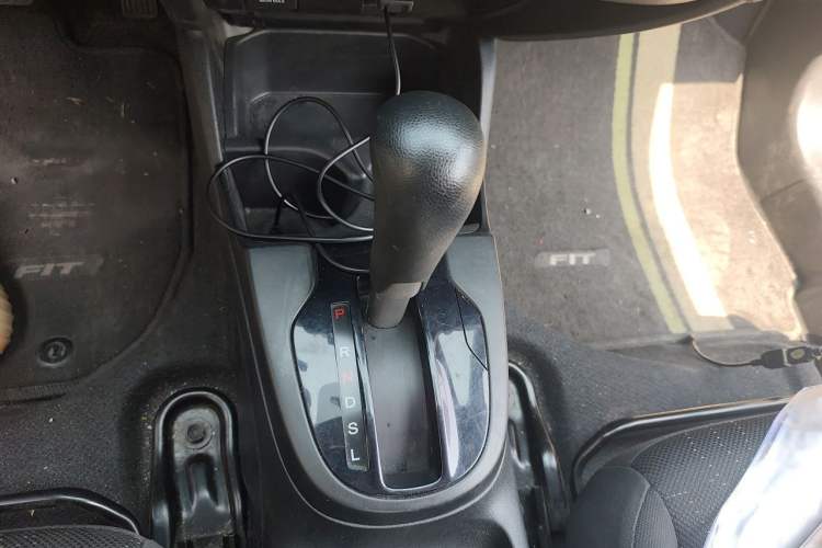 Used Honda Fit 2018 1.5L CVT Comfort Version Gear Lever
