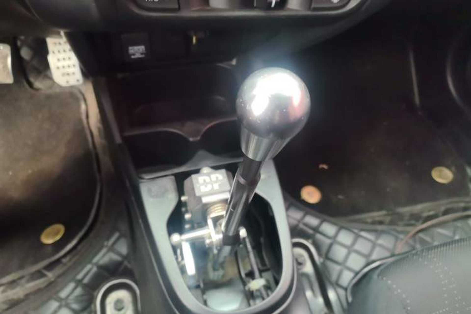 Used Honda Fit 2018 1.5L Manual Comfort Version Gear Lever