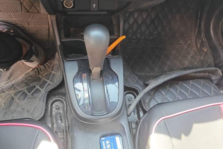 Used Honda Fit 2018 1.5L CVT Comfort Version Gear Lever