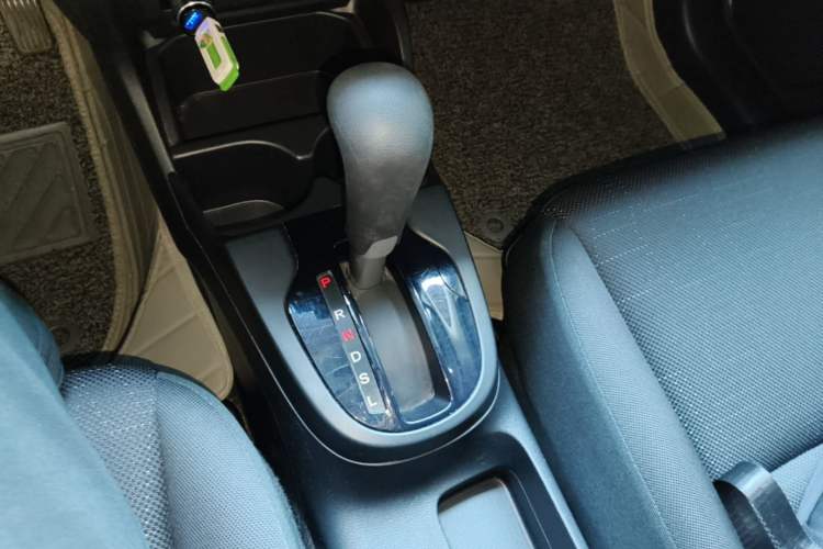 Used Honda Fit 2018 1.5L CVT Comfort Version Gear Lever
