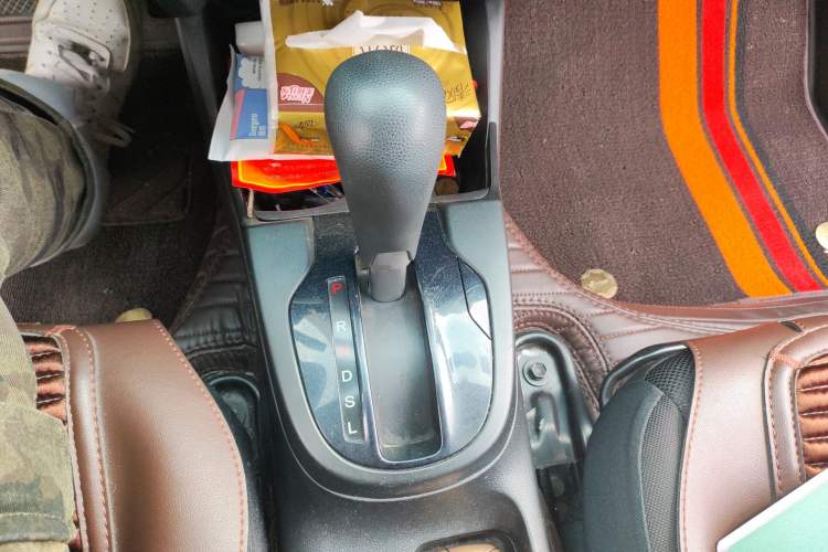 Used Honda Fit 2018 1.5L CVT Comfort Version Gear Lever