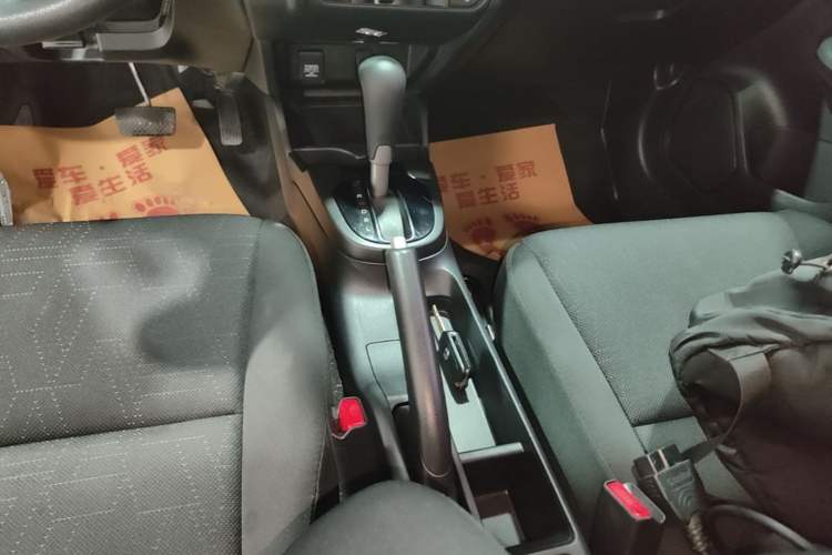 Used Honda Fit 2018 1.5L CVT Comfort Version Gear Lever