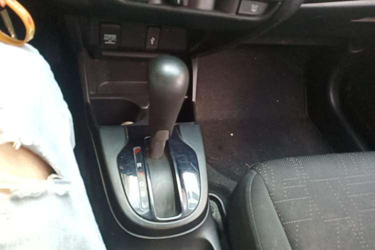 Used Honda Fit 2018 1.5L CVT Comfort Version Gear Lever
