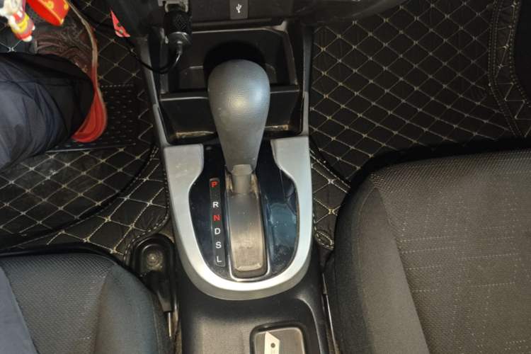 Used Honda Fit 2018 1.5L CVT Comfort Version Gear Lever
