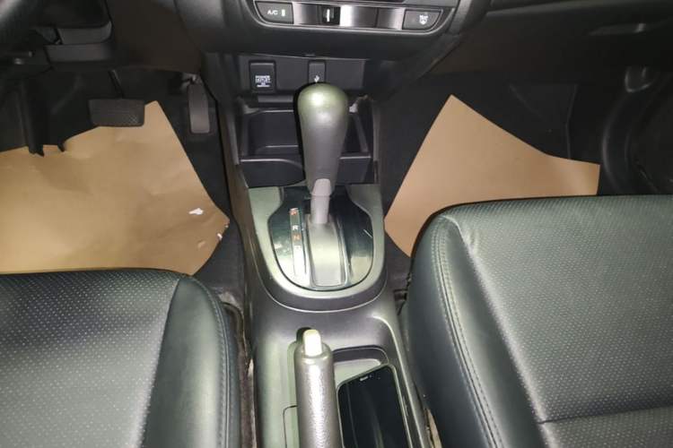 Used Honda Fit 2018 1.5L CVT Comfort Version Gear Lever