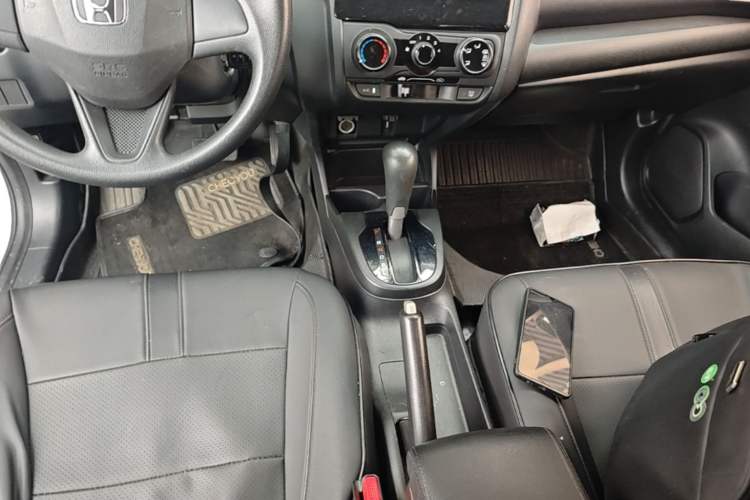 Used Honda Fit 2018 1.5L CVT Comfort Version Gear Lever