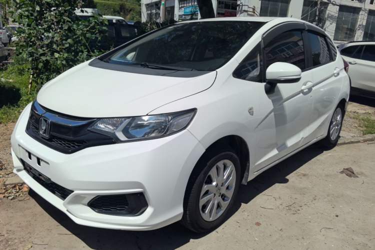 Used Honda Fit 2018 1.5L CVT Comfort Sunroof Version Guazi used car, China used car export, Used car for sale, Used  cars, Cheapest cars for sale