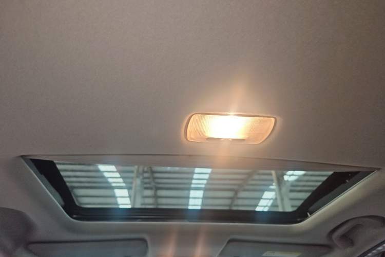 Used Honda Fit 2018 1.5L CVT Comfort Sunroof Version Headliner
