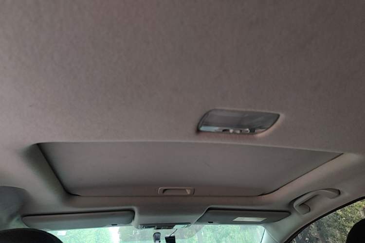 Used Honda Fit 2018 1.5L CVT Comfort Sunroof Version Headliner