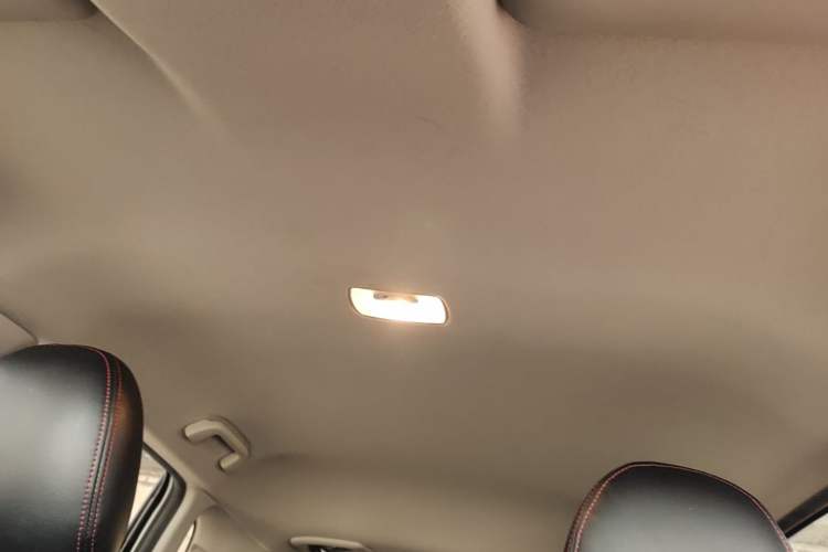 Used Honda Fit 2018 1.5L CVT Comfort Version Headliner