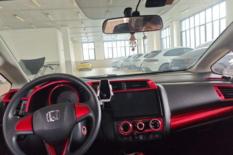 Used Honda Fit 2018 1.5L CVT Comfort Version Headliner