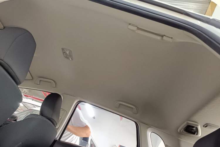 Used Honda Fit 2018 1.5L CVT Comfort Version Headliner