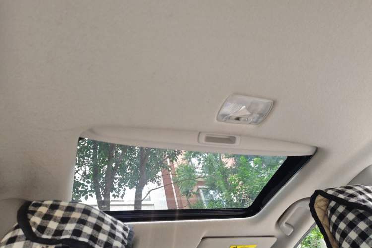 Used Honda Fit 2018 1.5L CVT Comfort Sunroof Version Headliner